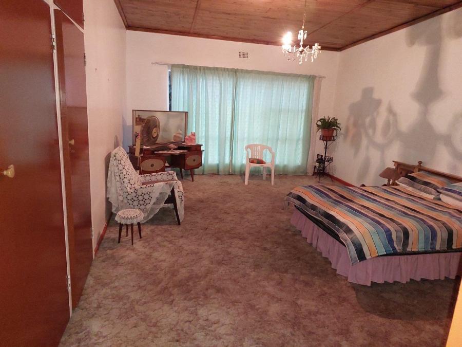 5 Bedroom Property for Sale in Vaal Power A H Free State